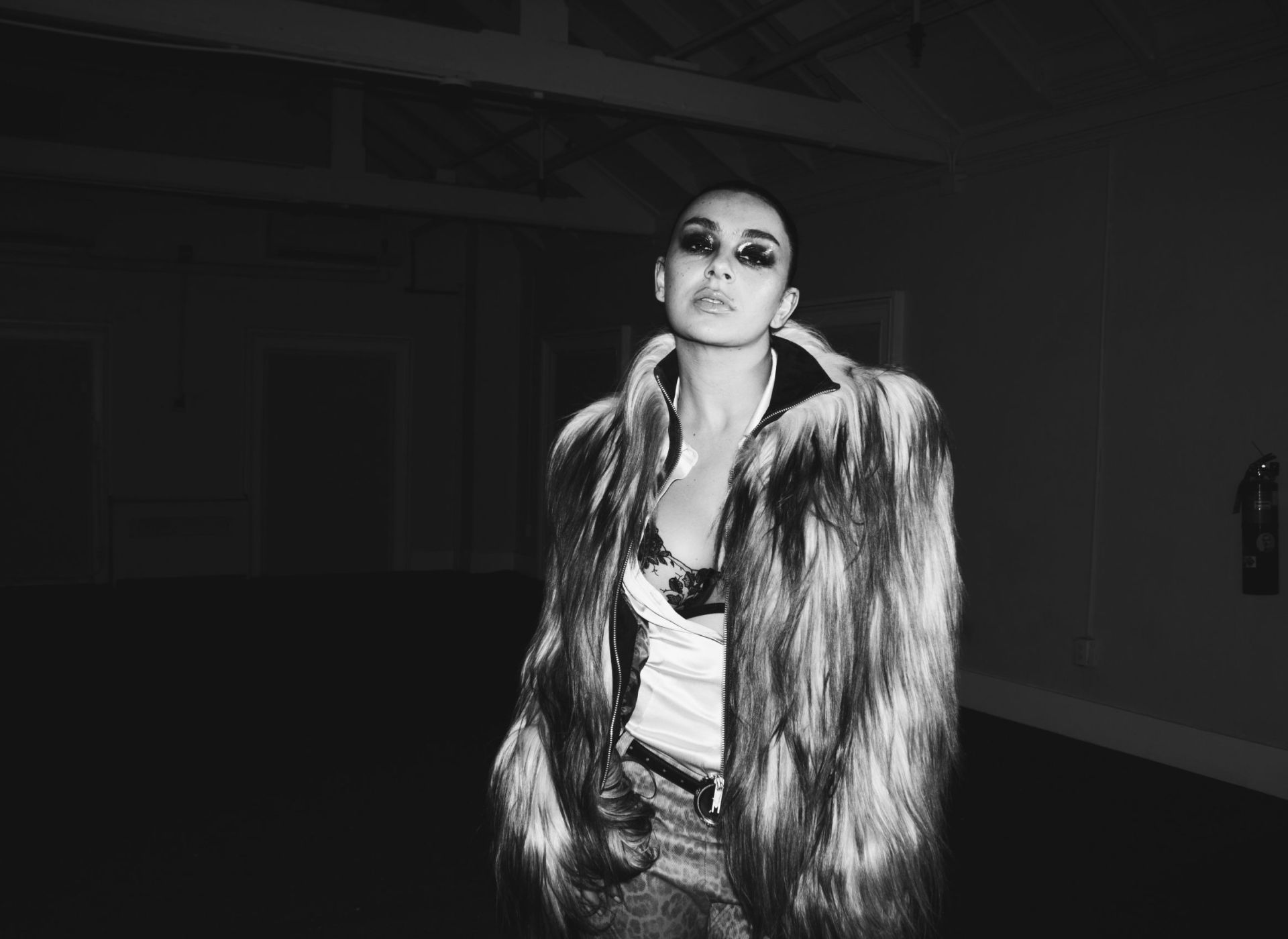 CHARLI XCX IS BACK! BRAND NEW SINGLE ‘ROCK MUSIC’ IS OUT NOW