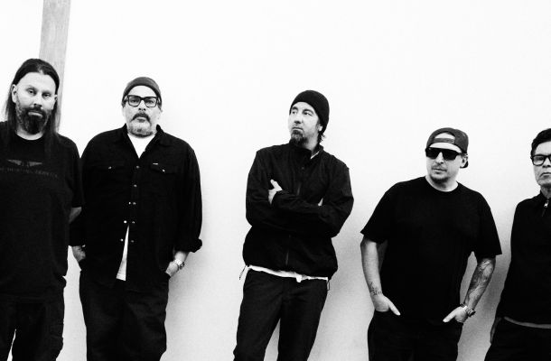 Photo of Deftones
