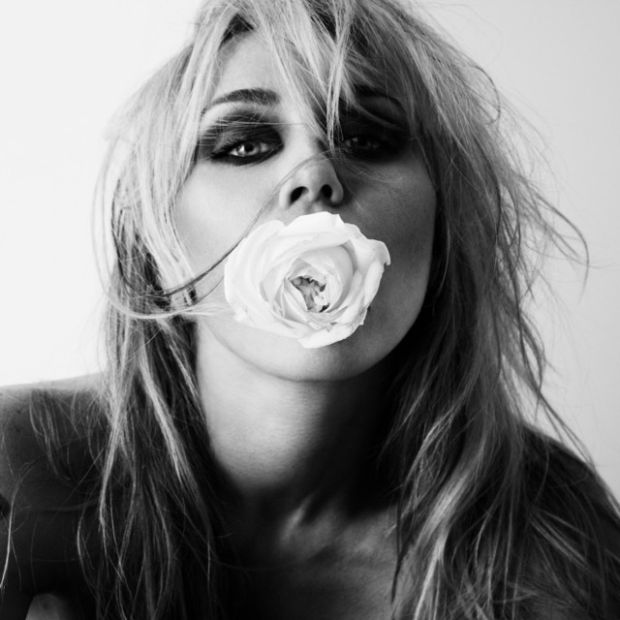MILEY UNVEILS NEW ALBUM ‘BASS PERSUADES’ OUT TODAY// WATCH VIDEO FOR ‘LET’S GET MARRIED’